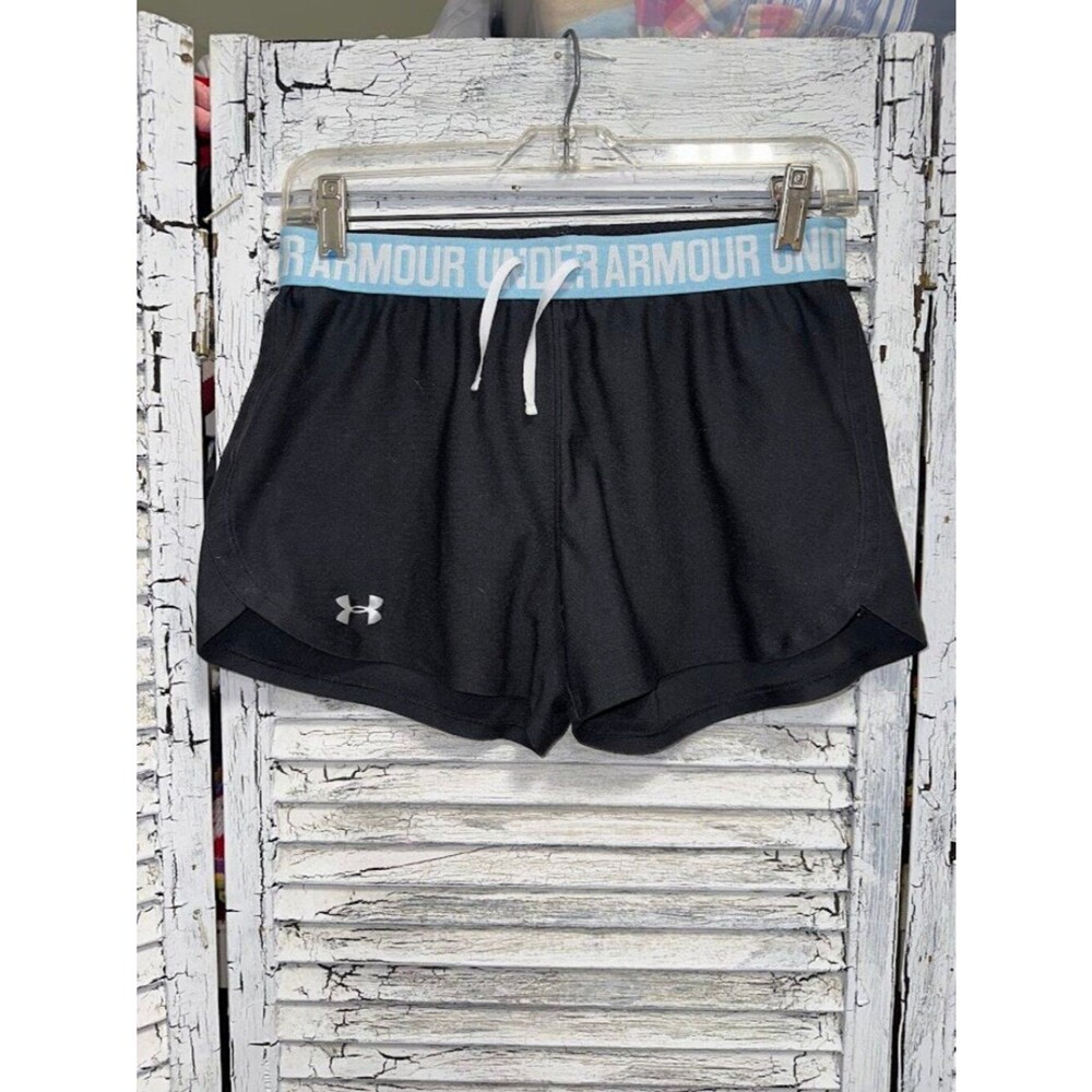 Women's Black Under Armour Athletic Shorts Size Small